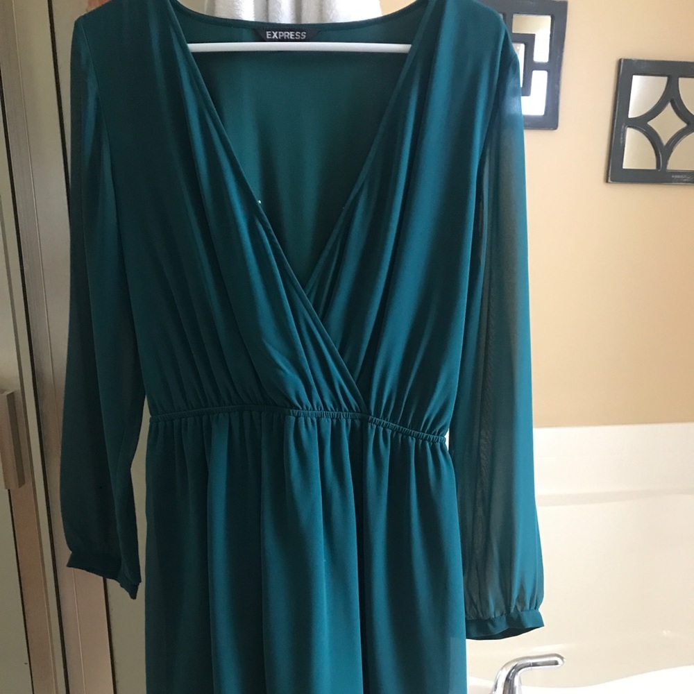 Express Forrest green surplice chiffon dress